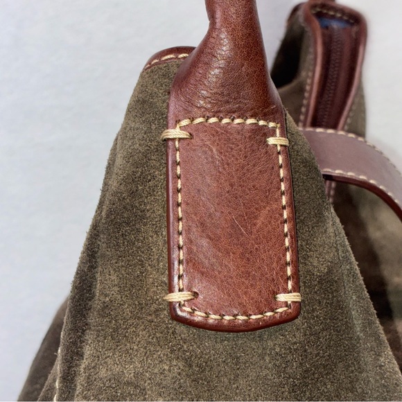 Lands’ End Suede Leather Hobo Shoulder Bag Purse Olive Green Key Clip - Picture 16 of 16